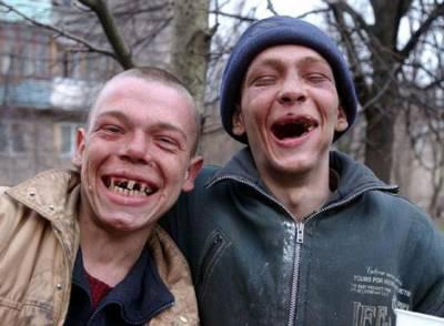 hakak a weld al ma9mou3a
